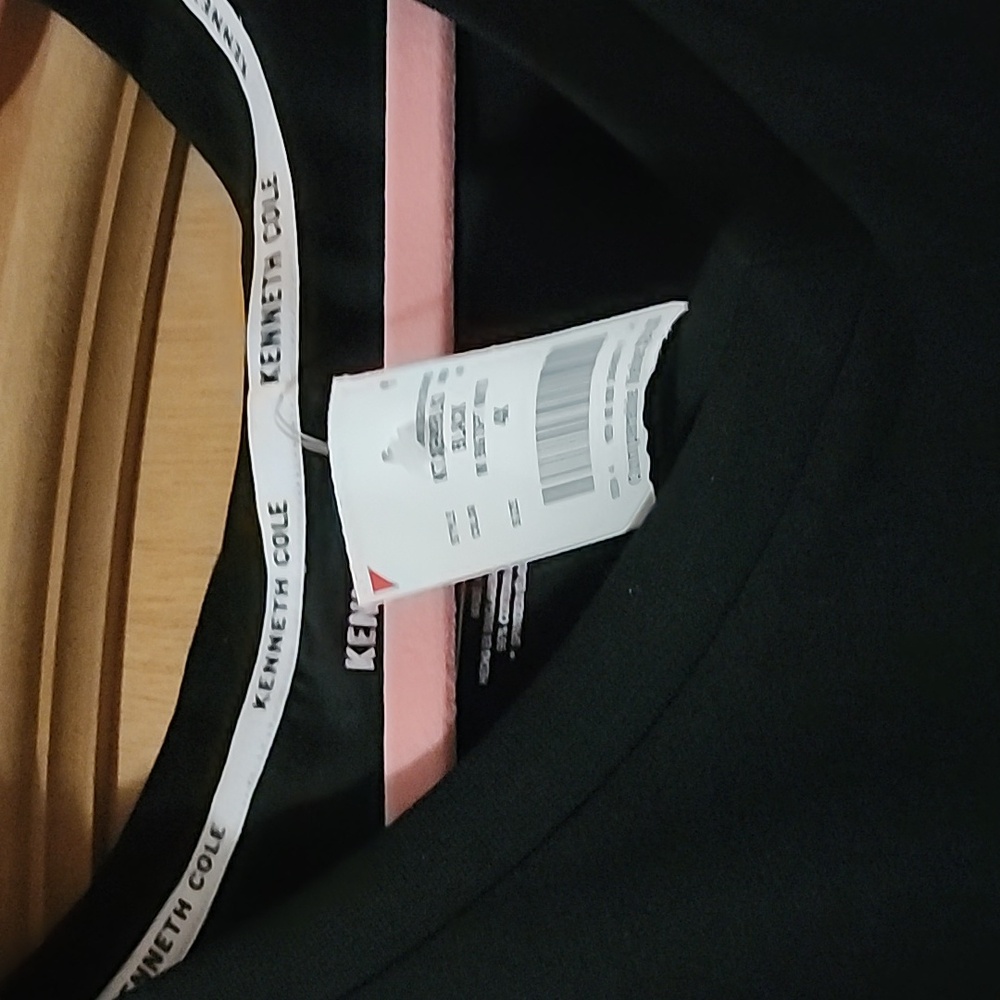 KENNETH COLE DRESS VNECK MENS TShirt - Picture 2 of 4